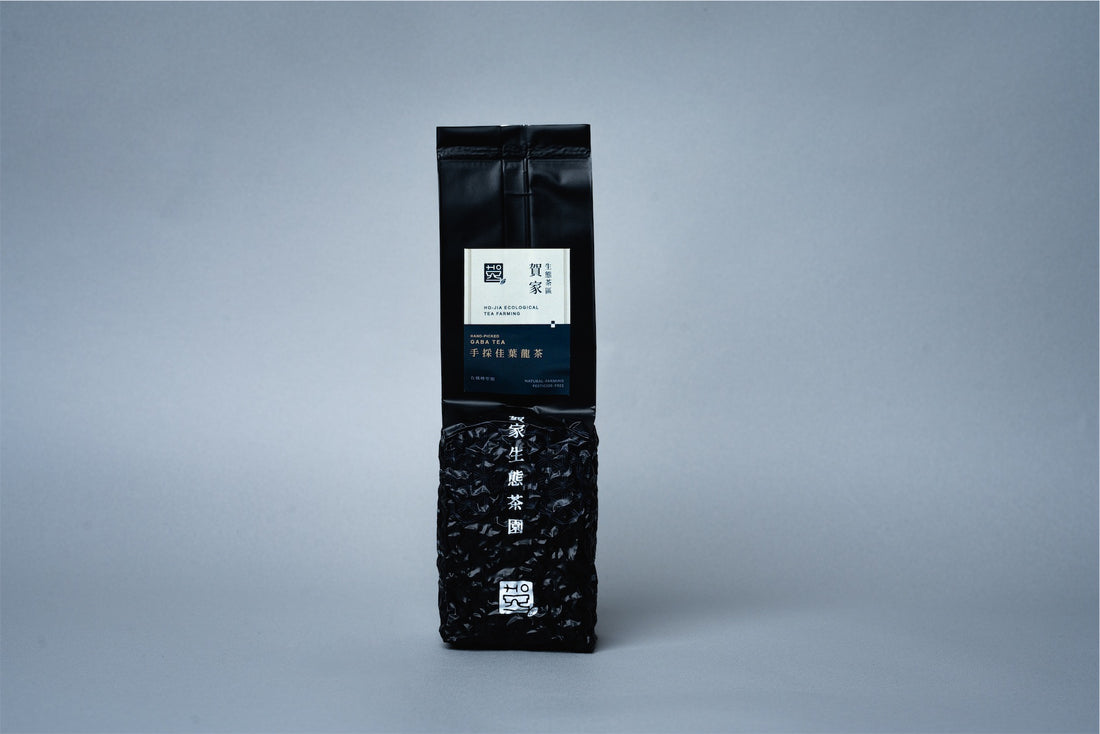 手採佳葉龍茶